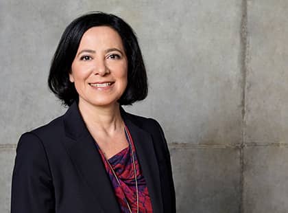 Maria Kofidou, Geschäftsführerin