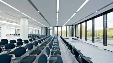 Raum 6 ohne Wände mit Blick auf die Räume 7