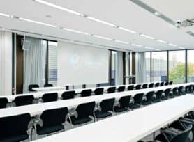 Raum 7b mit parlamentarischer Bestuhlung