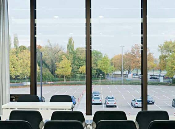 Blick aus dem Raum 6 auf den Rhein