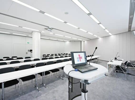 Raum 8 in parlamentarischer Bestuhlung