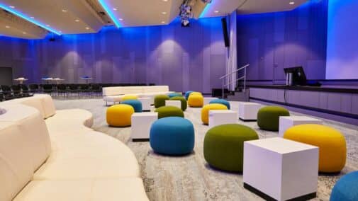 Raum 3 mit Mischbestuhlung