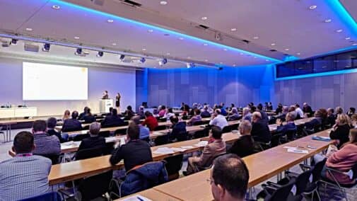 Raum 2 im CCD Süd mit Publikum