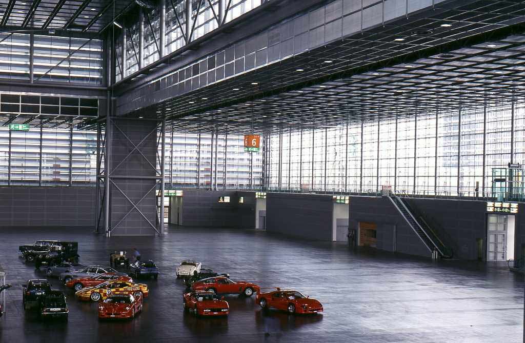 Halle 6 zur Eröffnung 2000