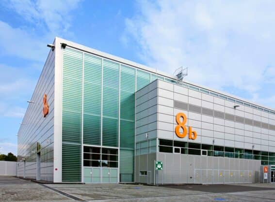 Halle 8b