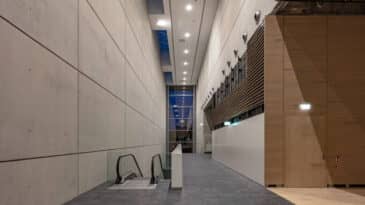 Foyer vor Raum 15 der Halle 1