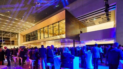 Party im Foyer der Halle 1