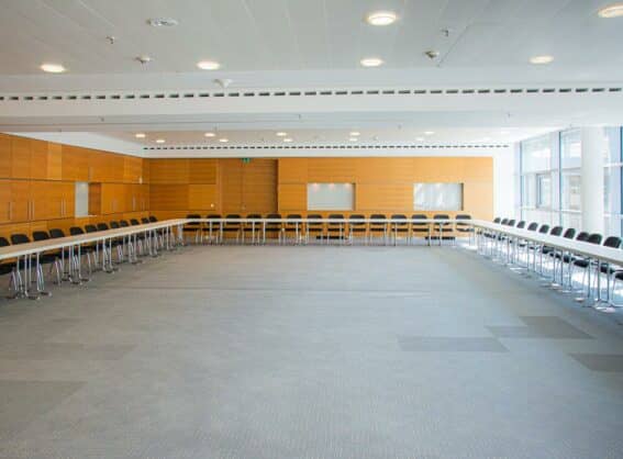 Raum 814, Messehalle 8b