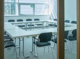 Büro C – Messehalle 8b