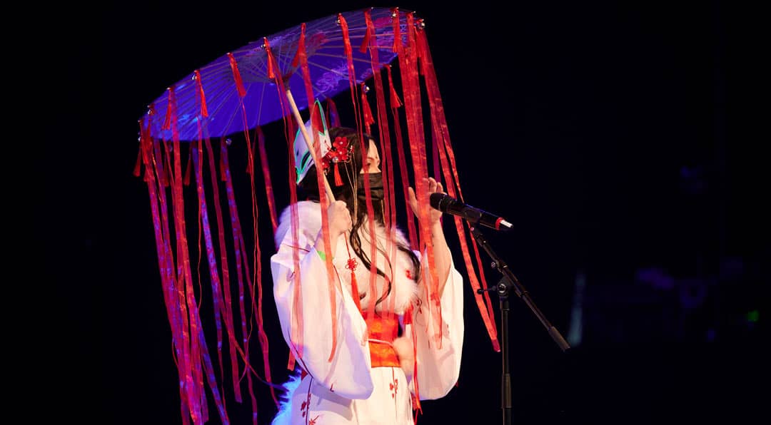 dc-hall5-va-dokomi-opening20210807-166-1080x596px Künstlerin Dokomi