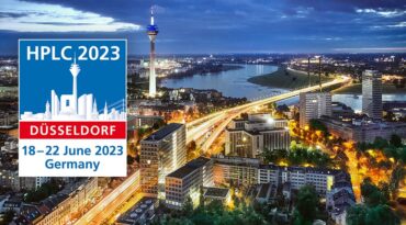 Düsseldorf bei Nacht, Luftaufnahme